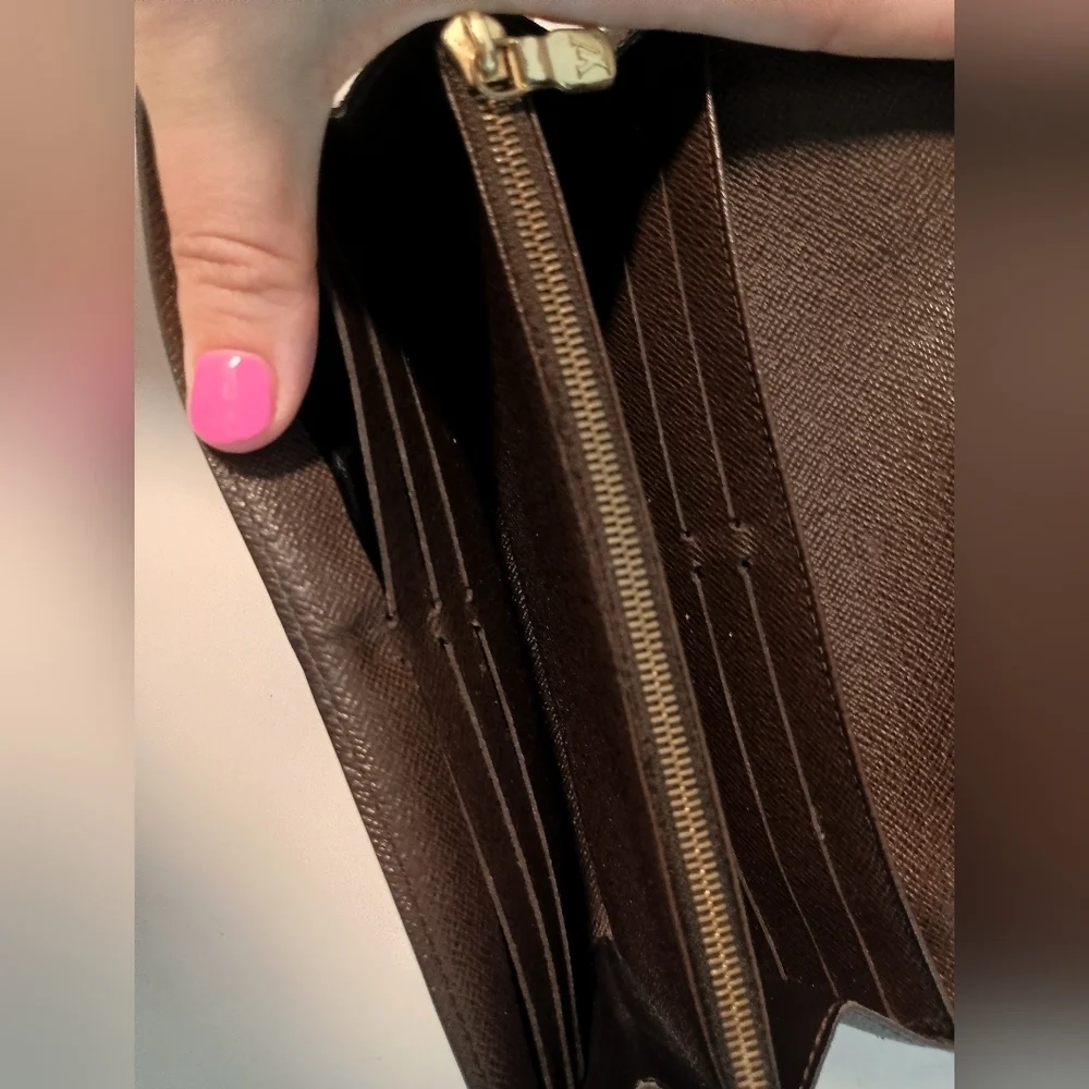 Authentic Louis Vuitton Damier Ebene Josephine Long Bifold Wallet